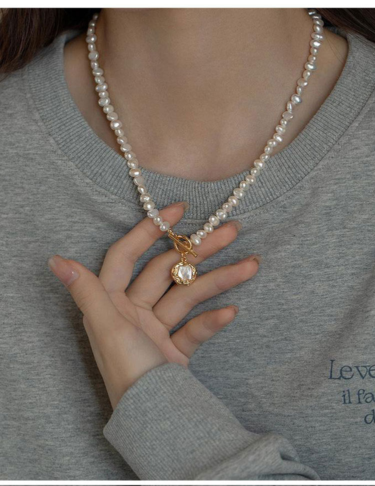 Baroque special-shaped natural freshwater pearl necklace irregular high-end temperament niche clavicle chain